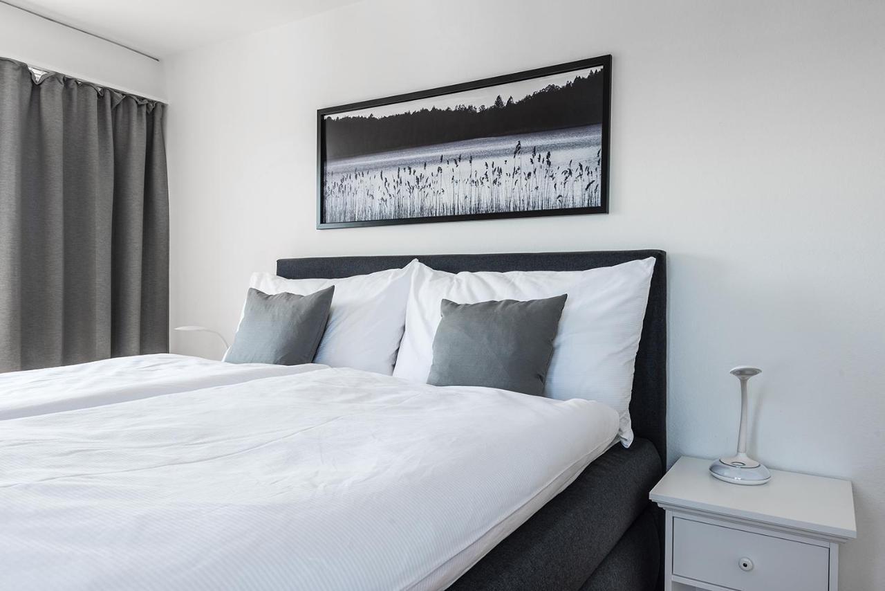 Soho 8 !Lake-Mountain View & Free Parking! Kreuzlingen Extérieur photo